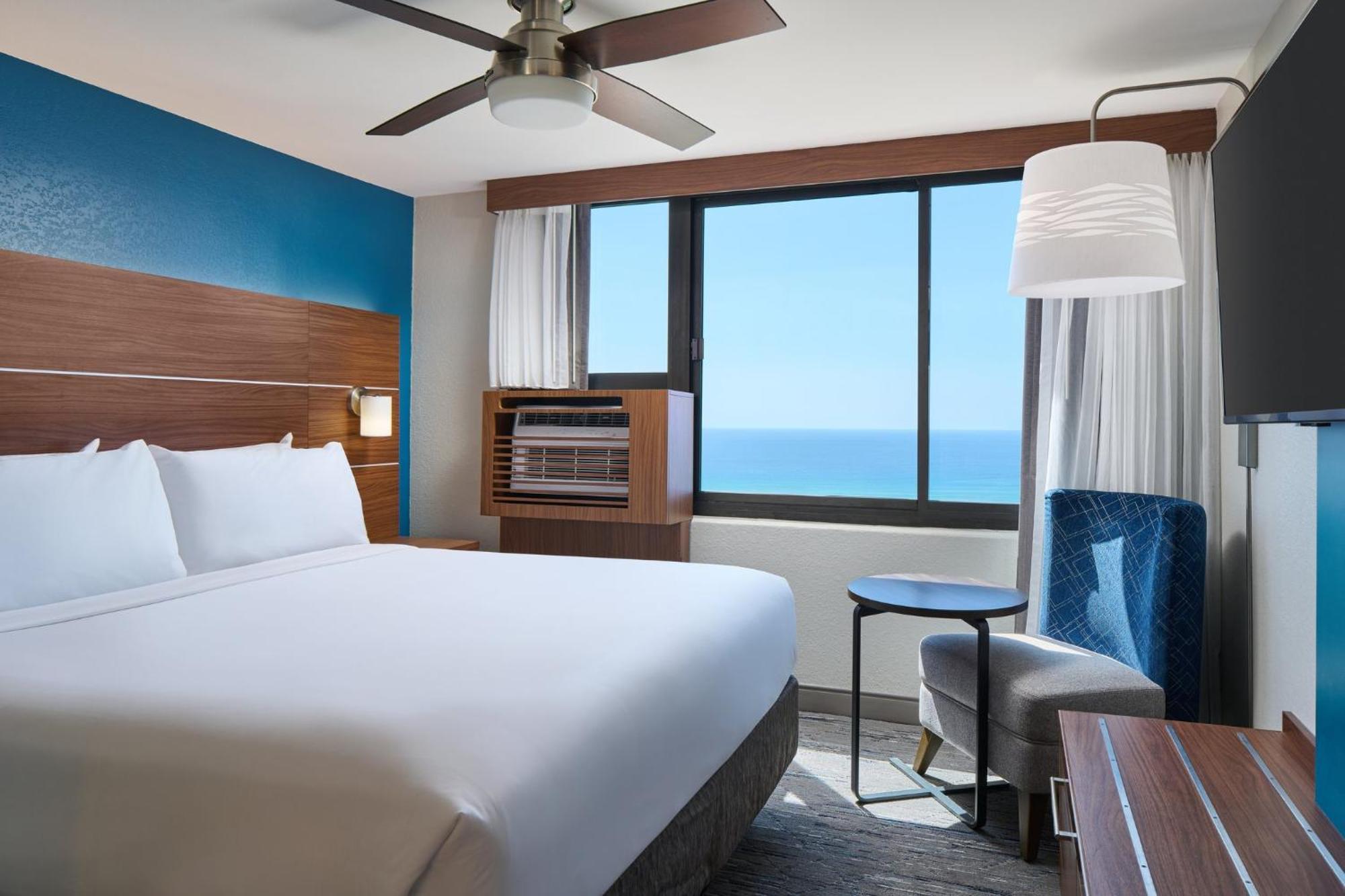 Holiday Inn Express Waikiki By Ihg Гонолулу Екстер'єр фото