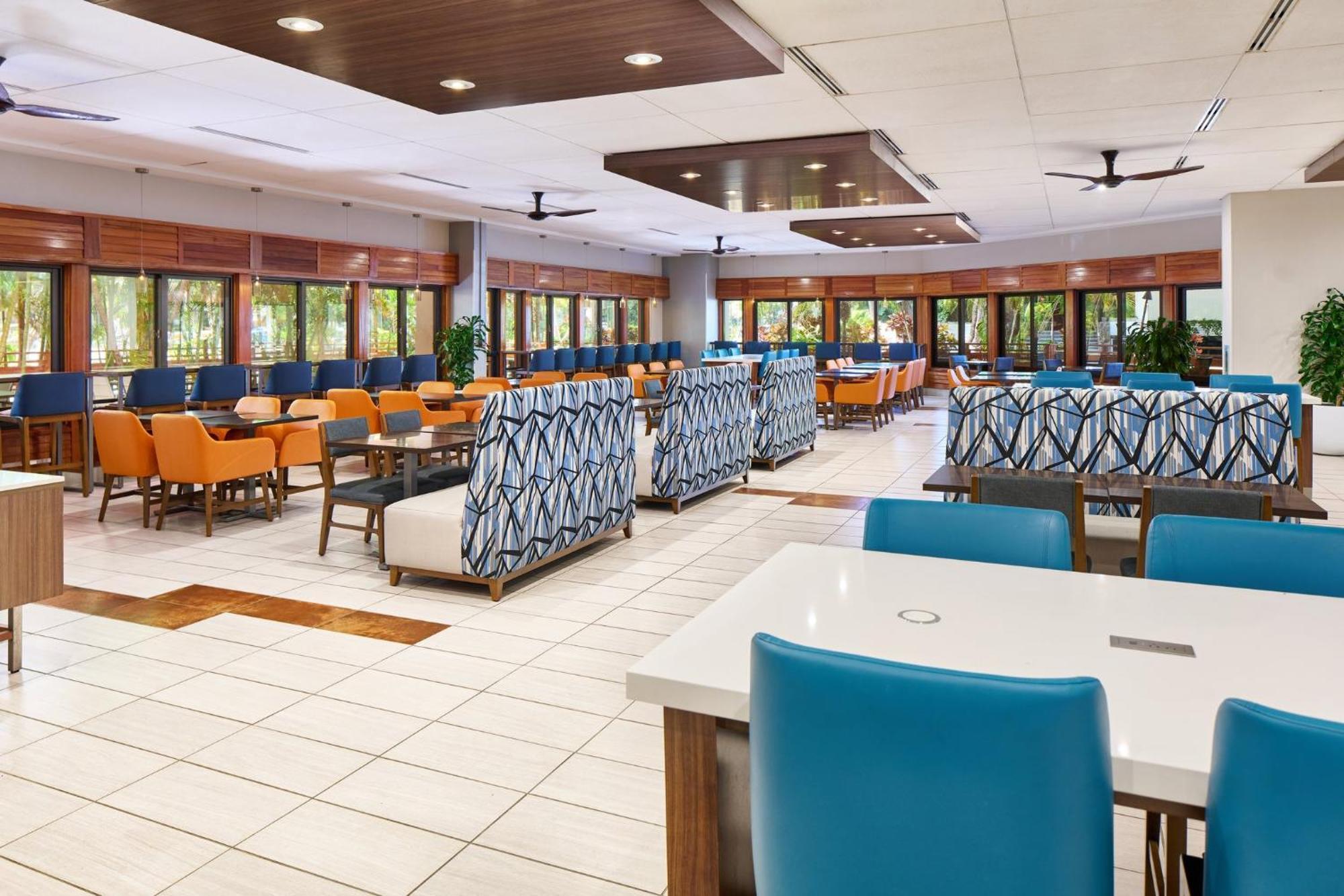 Holiday Inn Express Waikiki By Ihg Гонолулу Екстер'єр фото